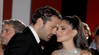 Αλεξάνδρα-Νίκα-–-Κωνσταντίνος-Αργυρός:-Η-γλυκιά-φωτογραφία-του-γιού-τους-με-την-ελληνική-σημαία