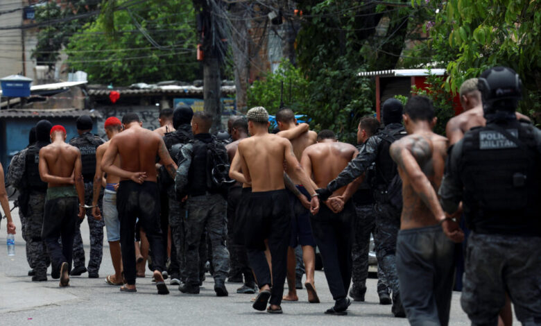 Βραζιλία:-Επιδρομή-της-αστυνομίας-στις-φαβέλες-του-Ρίο-ντε-Τζανέιρο-–-Δεκάδες-νεκροί-και-μάχες-σώμα-με-σώμα-με-μέλη-συμμορίας-ναρκωτικών