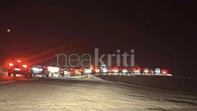 Κυκλοφοριακό-χάος-και-ουρές-χιλιομέτρων-στον-ΒΟΑΚ-από-το-μπλόκο-των-αγροτών