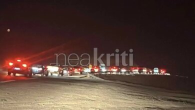 Κυκλοφοριακό-χάος-και-ουρές-χιλιομέτρων-στον-ΒΟΑΚ-από-το-μπλόκο-των-αγροτών