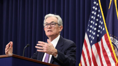 Η-μείωση-των-επιτοκίων-τον-Δεκέμβριο-δεν-είναι-δεδομένη,-λέει-ο-Πάουελ