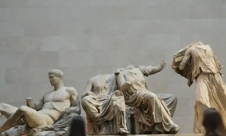 Μπράιαν-Κοξ:-«Τα-Γλυπτά-του-Παρθενώνα-πρέπει-να-πάνε-σπίτι-τους-–-Αφήστε-τα-να-φύγουν»