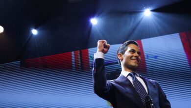 Η-απίθανη-πολιτική-άνοδος-του-Ρομπ-Γέτεν:-Το-«Ρομπότ»-και-σπασίκλας-που-μπορεί-να-γίνει-ο-πρώτος-ανοιχτά-γκέι-πρωθυπουργός-της-Ολλανδίας