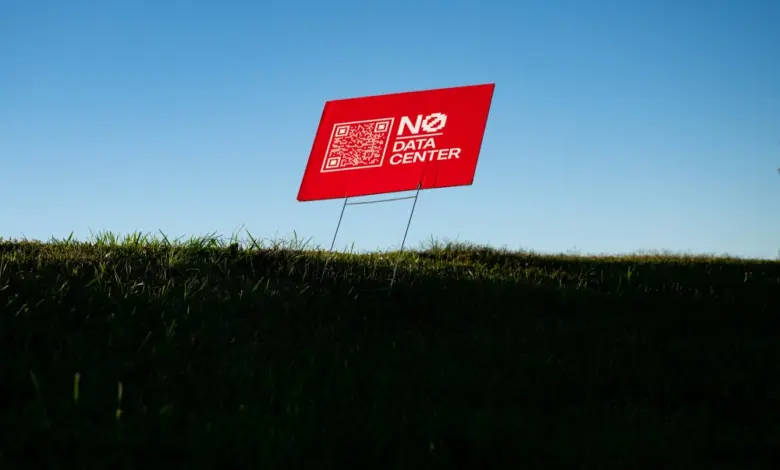 ΗΠΑ:-Με-συμφωνίες-εμπιστευτικότητας-«δένουν»-τοπικούς-αξιωματούχους-και-ιδιοκτήτες-γης-οι-big-tech