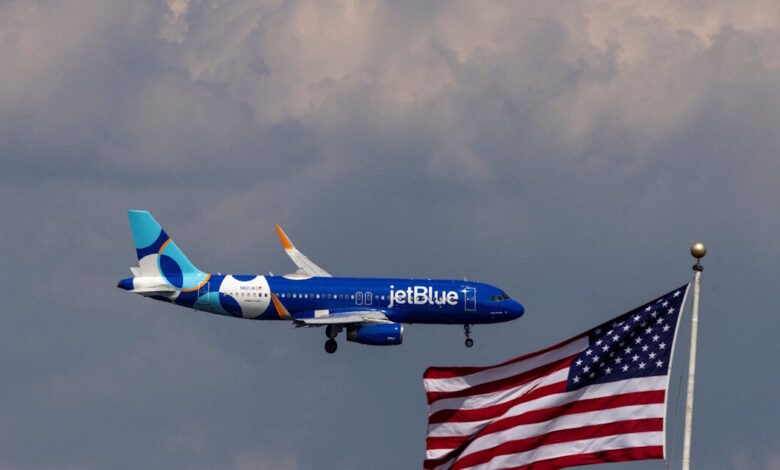 Τραυματίστηκαν-επιβάτες-πτήσης-της-jetblue-airways-–-Οι-πιλότοι-έκαναν-αναγκαστική-προσγείωση-στη-Φλόριντα
