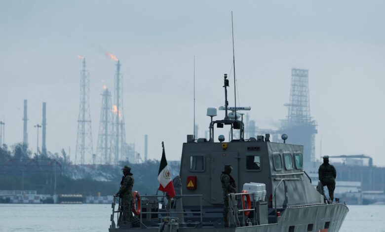 Μεξικό:-Διάσωση-28-μεταναστών-από-σκάφος-που-έπλεε-ακυβέρνητο-ανοικτά-της-Σιναλόα