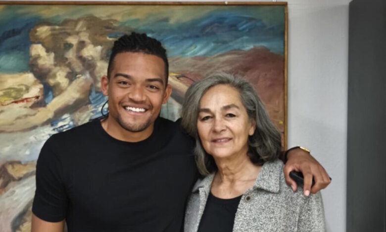 Ο-Εμμανουήλ-Καραλής-επισκέφτηκε-τα-γραφεία-του-ΣΕΓΑΣ-και-συναντήθηκε-με-τη-Σοφία-Σακοράφα