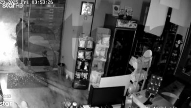 Λάρισα:-Γιοι-εύπορων-οικογενειών-«άνοιξαν»-με-βαριοπούλα-16-επιχειρήσεις-γκρεμίζοντας-τζαμαρίες