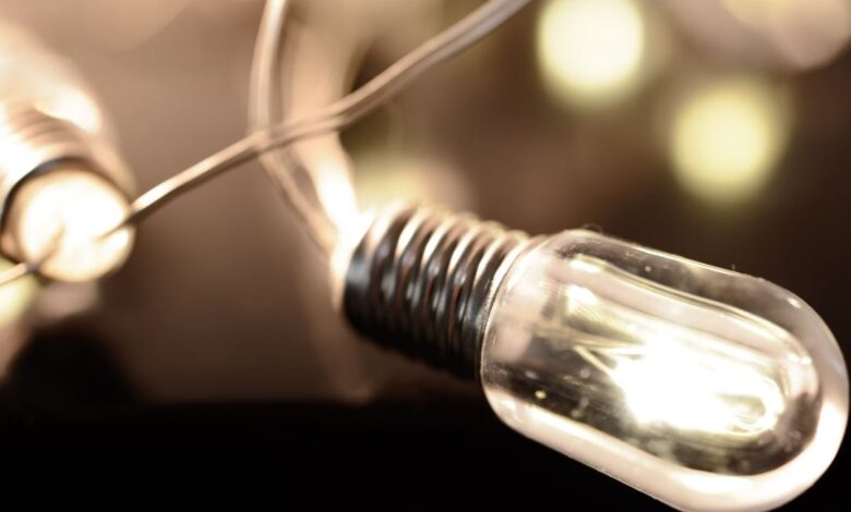 Ρεύμα:-Από-αύριο-σε-ισχύ-το-χειμερινό-ωράριο-για-το-διζωνικό-τιμολόγιο-–-Όσα-πρέπει-να-γνωρίζετε