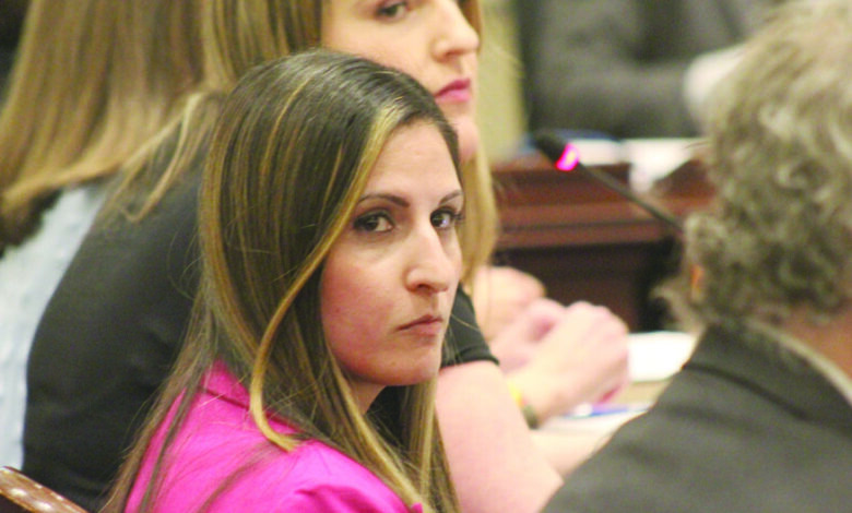 ΗΠΑ:-Κάμερες-στο-κρεβάτι-πρώην-συνεργάτιδάς-της-φέρεται-να-τοποθέτησε-γερουσιάστρια-του-Μέριλαντ