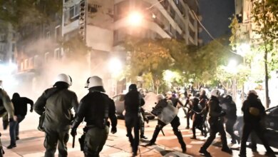 Πέντε-συλλήψεις-στα-επεισόδια-στην-πορεία-μνήμης-του-αναρχικού-που-σκοτώθηκε-από-τη-βόμβα-στους-Αμπελόκηπους-–-4-αστυνομικοί-τραυματίες