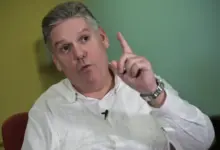 Κούβα:-Κατηγορείται-για-κατασκοπεία-και-οικονομικά-εγκλήματα-ο-πρώην-υπουργός-Οικονομικών