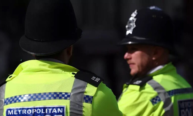 Αγγλία:-Πολλοί-τραυματίες-σε-επίθεση-με-μαχαίρι-μέσα-σε-τρένο-–-Δύο-συλλήψεις