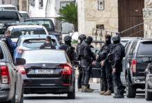 Βεντέτα-στα-Βορίζια:-Ταυτοποιήθηκαν-οι-5-καταζητούμενοι-για-το-μακελειό-–-Δύο-συλλήψεις-για-παράνομο-οπλισμό