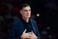 Γιώργος-Μπαρτζώκας:-«Το-μπάσκετ-που-παίζει-ο-Ολυμπιακός-διδάσκεται-σε-σεμινάρια»