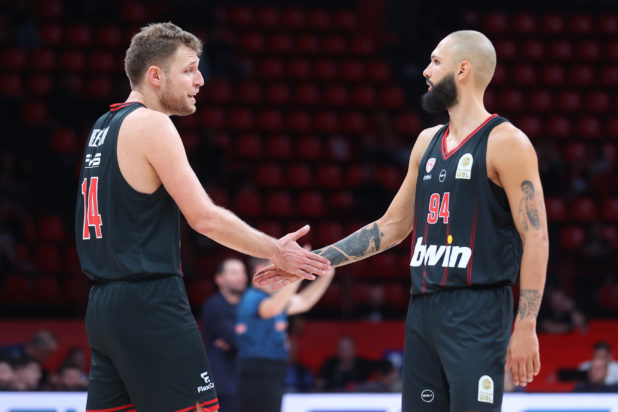 Ολυμπιακός-–-Ηρακλής-103-87:-«zορίστηκαν»-αλλά-κέρδισαν-οι-Πειραιώτες