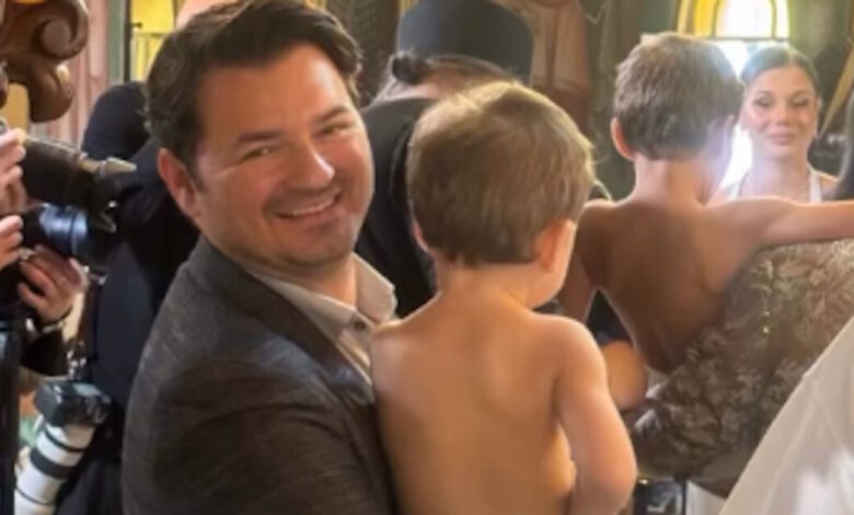 Ο-Ιωάννης-Απέργης-βάφτισε-τους-δύο-γιους-του:-Πλάνα-από-το-μυστήριο-και-το-πάρτι-που-ακολούθησε