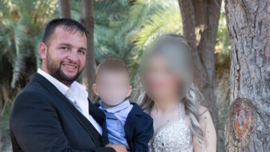 Βεντέτα-στα-Βορίζια:-Το-ολονύχτιο-μοιρολόι-στο-σπίτι-του-39χρονου,-τα-5-πρόσωπα-που-είναι-στο-«κάδρο»-των-Αρχών-και-τα-κλειστά-στόματα