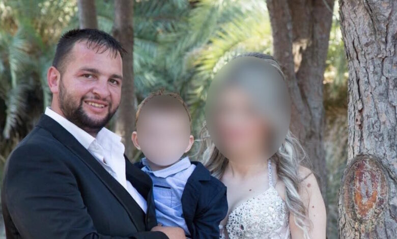 Βεντέτα-στα-Βορίζια:-Το-ολονύχτιο-μοιρολόι-στο-σπίτι-του-39χρονου,-τα-5-πρόσωπα-που-είναι-στο-«κάδρο»-των-Αρχών-και-τα-κλειστά-στόματα