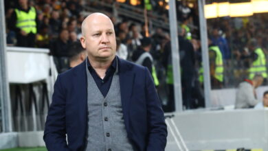 Ξέσπασμα-Νίκολιτς:-Κάθε-δύο-λεπτά-σταματούσαν-το-παιχνίδι,-κάποιους-τους-το-επέτρεψε-εν-έτει-2025