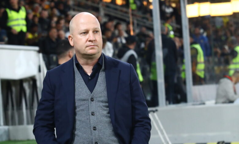 Ξέσπασμα-Νίκολιτς:-Κάθε-δύο-λεπτά-σταματούσαν-το-παιχνίδι,-κάποιους-τους-το-επέτρεψε-εν-έτει-2025