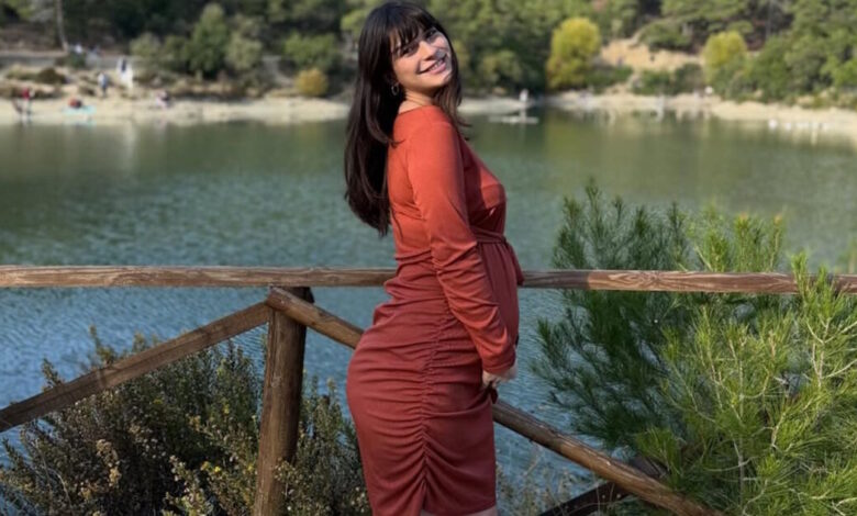 Βαρβάρα-Ντέσκα:-Η-Νάνσυ-από-τη-«Γη-της-ελιάς»-πόζαρε-στην-εξοχή-με-φουσκωμένη-κοιλίτσα