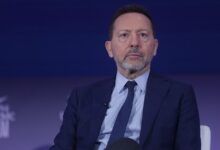 Στουρνάρας:-Η-οικονομία-βρίσκεται-σε-δυναμική-πορεία,-παρά-την-άνευ-προηγουμένου-αβεβαιότητα