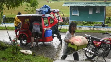 Χιλιάδες-άνθρωποι-εκκενώθηκαν-καθώς-ο-τυφώνας-Καλμαέγκι-πλησιάζει-τις-Φιλιππίνες