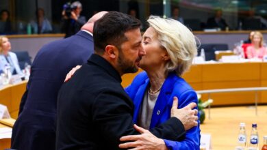 Φον-ντερ-Λάιεν-σε-Ζελένσκι:-«Η-Κομισιόν-παρέχει-στην-Ουκρανία-επείγουσα-ενεργειακή-στήριξη»