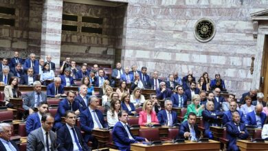 Στα-κάγκελα-οι-βουλευτές-της-ΝΔ-για-τα-ΕΛΤΑ-–-Υψηλοί-τόνοι-στην-τηλεδιάσκεψη-–-«Πάρτε-το-πίσω»