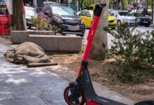 Θεσσαλονίκη:-13χρονος-άρπαξε-το-πατίνι-21χρονου-απειλώντας-τον-πως-θα-βγάλει-μαχαίρι