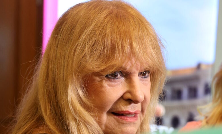 Χλόη-Λιάσκου:-Σπάνια-δημόσια-εμφάνιση-για-τη-θρυλική-ηθοποιό-του-ελληνικού-κινηματογράφου