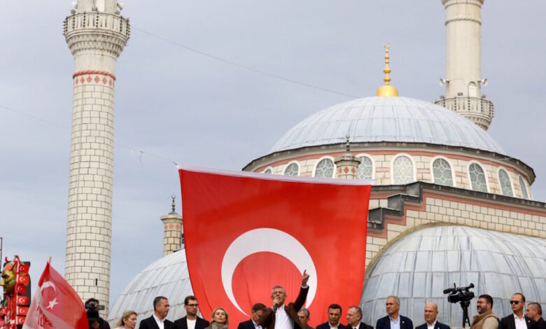 Έκθεση-«κόλαφος»-της-Κομισιόν-για-την-Τουρκία:-Ανησυχητική-η-οπισθοδρόμηση-στο-κράτος-δικαίου-και-στα-θεμελιώδη-δικαιώματα