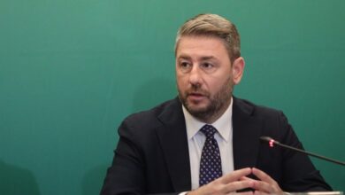 Ανδρουλάκης:-«Η-παραίτηση -Σκλήκα-αποτελεί-ομολογία-για-το-φιάσκο-της-ΝΔ,-που-απαξίωσε-τα-ΕΛΤΑ»