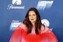 Ντρου-Μπάριμορ:-Η-ανάρτησή-της-για-τα-25-χρόνια-της-ταινίας-Άγγελοι-του-Τσάρλι-–-«Δεν-μπορώ-να-το-πιστέψω»