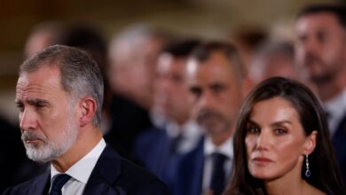 Ο-Χουάν-Κάρλος-σπάει-τη-σιωπή-του-για-τη-ρήξη-με-τη-βασίλισσα-Λετίθια-–-«Έχουμε-προσωπική-διαφωνία,-μου-ζήτησαν-να-μείνω-μακριά»