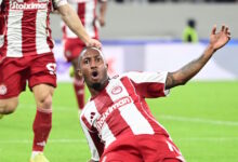 Ολυμπιακός-–-Αϊντχόφεν:-to-εκπληκτικό-γκολ-του-Ζέλσον-Μαρτίνς-που-έβαλε-τους-γηπεδούχους-μπροστά-στο-σκορ