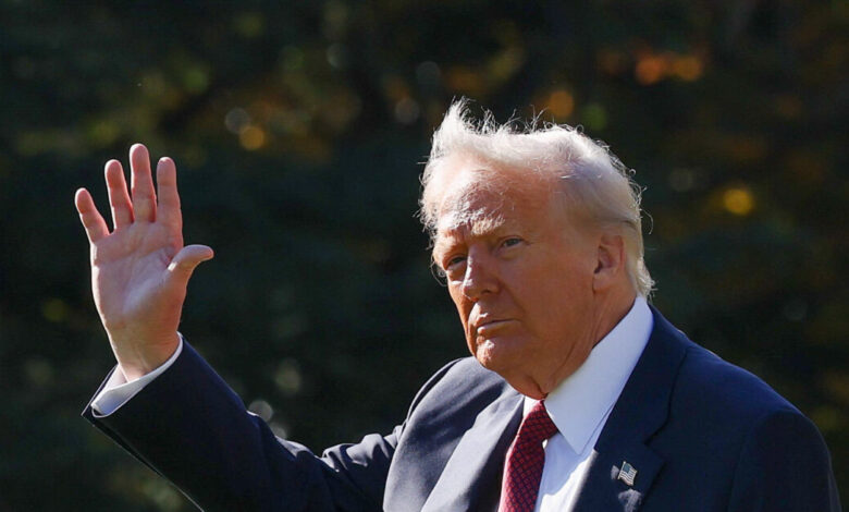 «Είναι-καμικάζι»:-Πυρά-Τραμπ-κατά-των-Δημοκρατικών-για-το-ιστορικό-shutdown