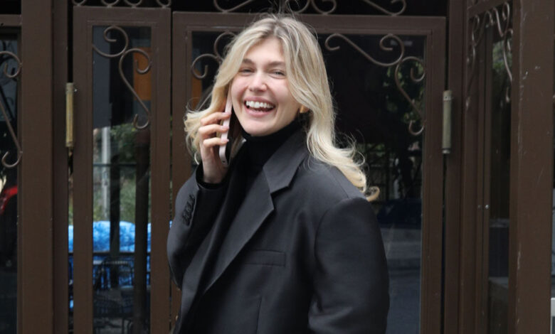 Η-Κλέλια-Ανδριολάτου-είδε-το-Ολυμπιακός-–-Αϊντχόφεν-και-έβγαλε-selfie-με-την-μητέρα-της-στο-γήπεδο