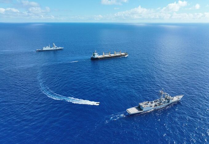 Η-ΕΕ.-στέλνει-πολεμικό-πλοίο-στις-ακτές-της-Σομαλίας-μετά-από-πιθανή-πειρατική-επίθεση