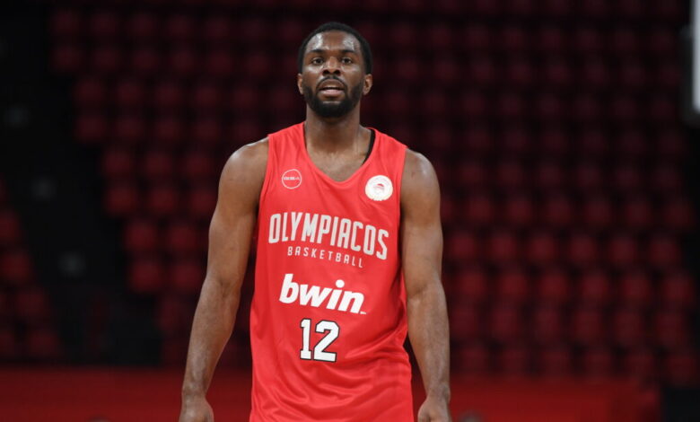 Ο-Κίναν-Έβανς-προπονείται-κανονικά-και-ετοιμάζεται-για-το-Ολυμπιακός-–-Καρδίτσα