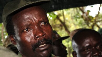 Ουγκάντα:-Το-ΔΠΔ-επιβεβαιώνει-τις-κατηγορίες-για-εγκλήματα-πολέμου-εναντίον-του-Κόνι