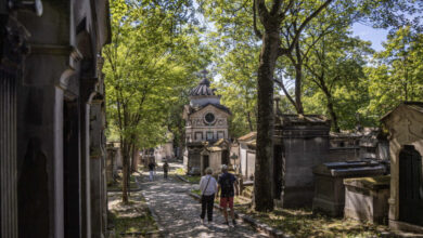 Γαλλία:-Ο-Δήμος-του-Παρισιού-κλήρωνει-τάφους-δίπλα-στον-Τζιμ-Μόρισον,-τον-Όσκαρ-Ουάιλντ-και-άλλες-ιστορικές-προσωπικότητες