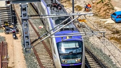 Σίνδος:-Τρένο-μπήκε-σε-λάθος-γραμμή-–-Η-επιβεβαίωση-από-την-hellenic-train-και-οι-«αλληλοκατηγορίες»-με-τον-ΟΣΕ