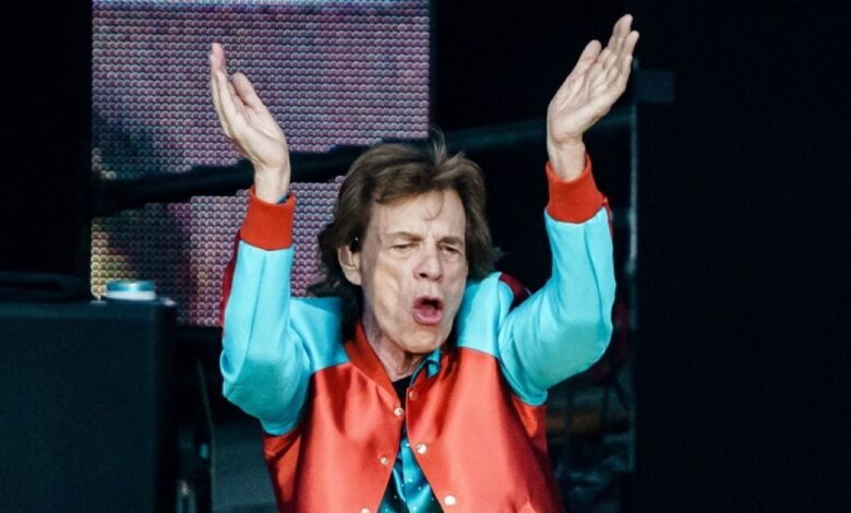 Ο-Μικ-Τζάγκερ-ανέβασε-φωτογραφίες-από-την-Κνωσό-–-«Κάπου-στη-Μεσόγειο…»