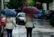 Καιρός:-Διαδοχικά-κύματα-κακοκαιρίας-σφυροκοπούν-τη-χώρα-με-καταιγίδες-για-3-ημέρες-–-«Καμπανάκι»-για-πλημμύρες-στα-δυτικά