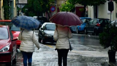 Καιρός:-Διαδοχικά-κύματα-κακοκαιρίας-σφυροκοπούν-τη-χώρα-με-καταιγίδες-για-3-ημέρες-–-«Καμπανάκι»-για-πλημμύρες-στα-δυτικά