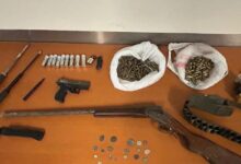 Βορίζια:-Σπιθαμή-προς-σπιθαμή-οι-έρευνες-των-αστυνομικών-στο-χωριού-του-Ηρακλείου-–-Οπλοστάσια-και-17-προσαγωγές