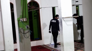 Ινδονησία:-Ύποπτος-για-τις-εκρήξεις-σε-τέμενος-ένας-17χρονος-μαθητής-του-σχολείου-–-Νοσηλεύονται-55-τραυματίες