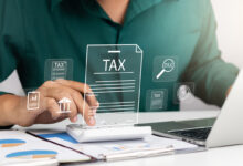 Φορολόγηση-ενοικίων,-ΕΝΦΙΑ,-τεκμήρια-και-ενισχύσεις-στους-ενστόλους:-yπερψηφίστηκε-το-φορολογικό-νομοσχέδιο-–-Τι-περιλαμβάνει